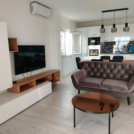 Apartment Franic Sucuraj Luaran gambar