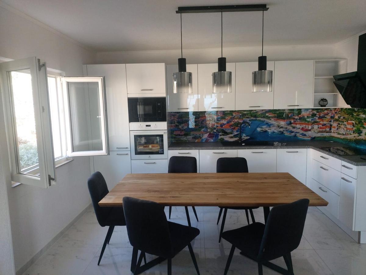 Apartment Franic Sucuraj Luaran gambar