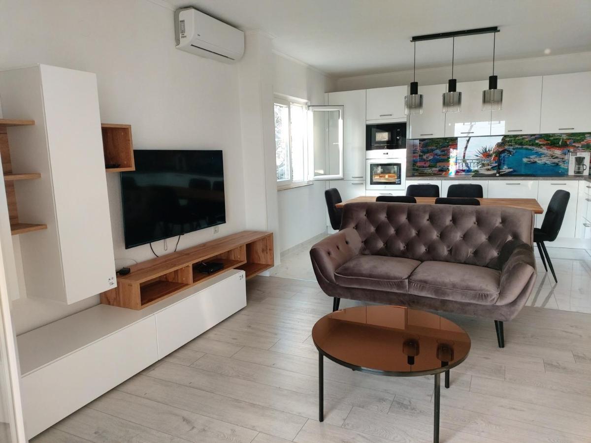 Apartment Franic Sucuraj Luaran gambar